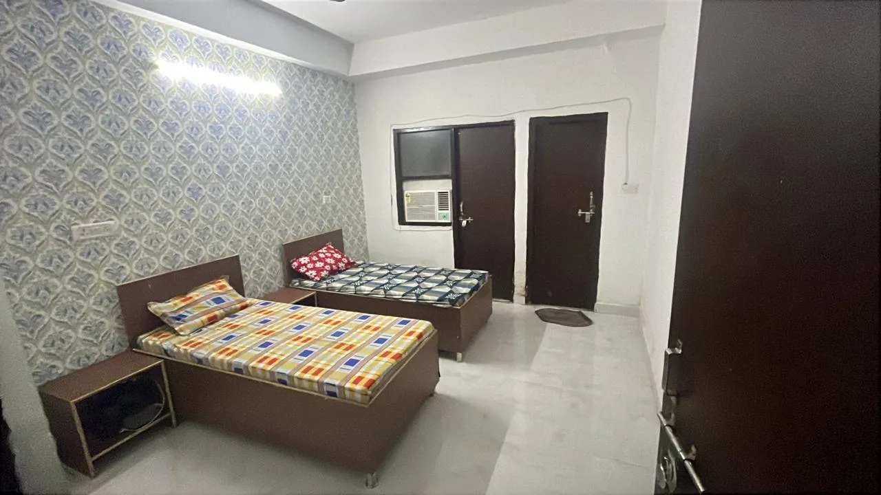 Royal Paradise Boys Hostel (Campus-5)