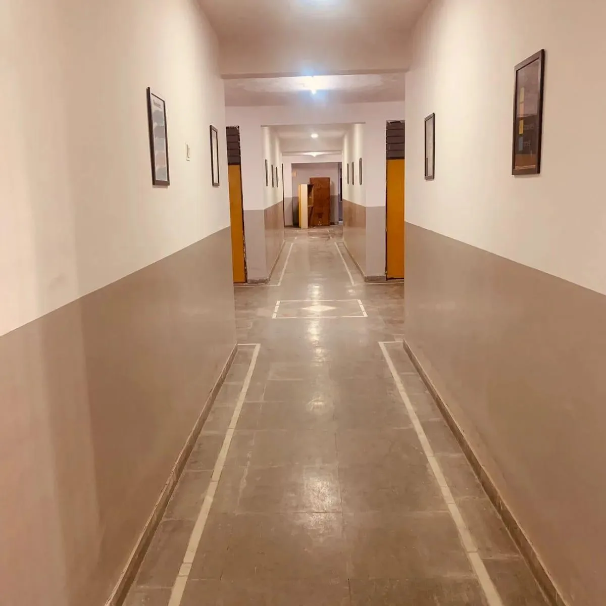 Royal Paradise Boys Hostel (Campus-4)