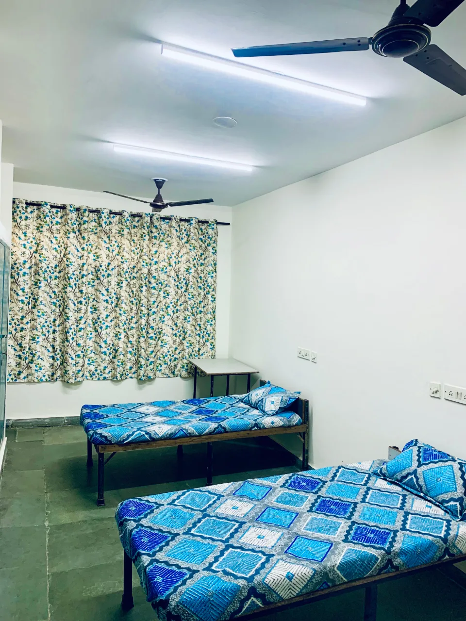 Royal Paradise Girls Hostel (Campus-2)
