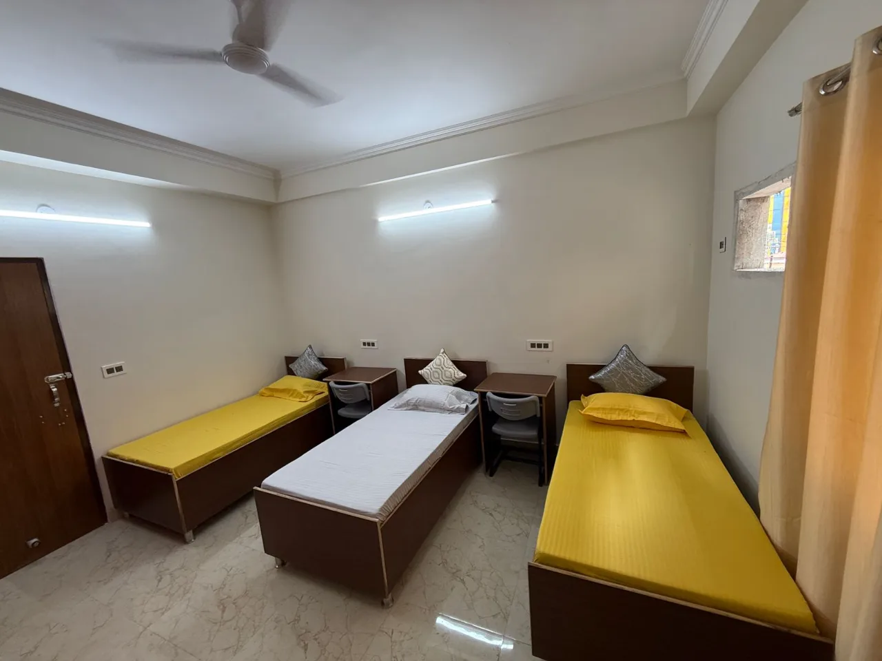 Hostel photo 2